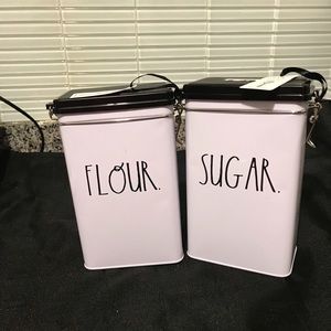 Sugar and flour container
